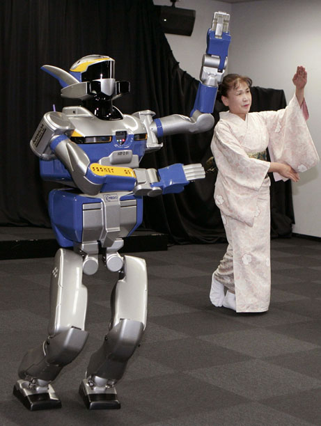робот танцор из японии